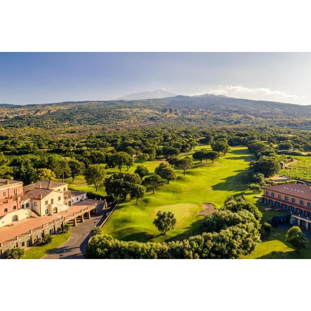 Il Picciolo Etna Golf Resort & Spa 4*