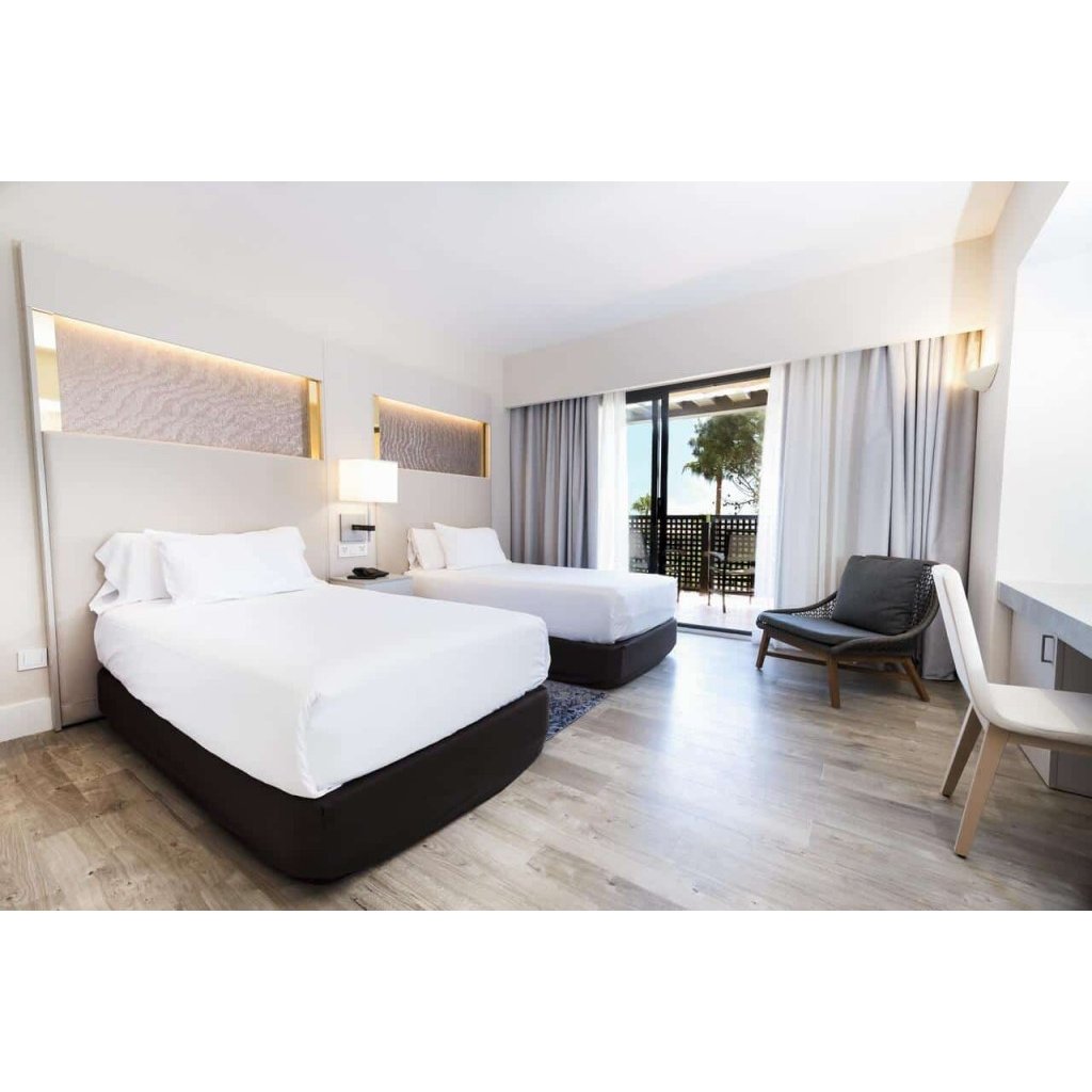 SPECIAL LONG STAY - Double Tree by Hilton Islantilla Beach Golf Resort 