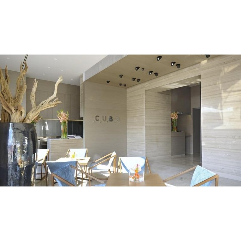 CUBO Hôtel 4*